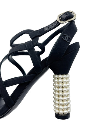 Chanel Black Heels With Pearls Detailed