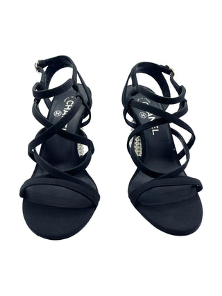 Chanel Black Heels With Pearls Detailed