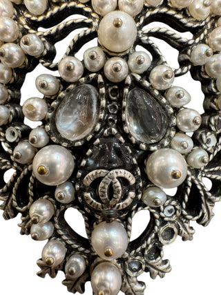 Chanel Baroque-Inspired Pearl and Crystal Hairpin With CC Logo