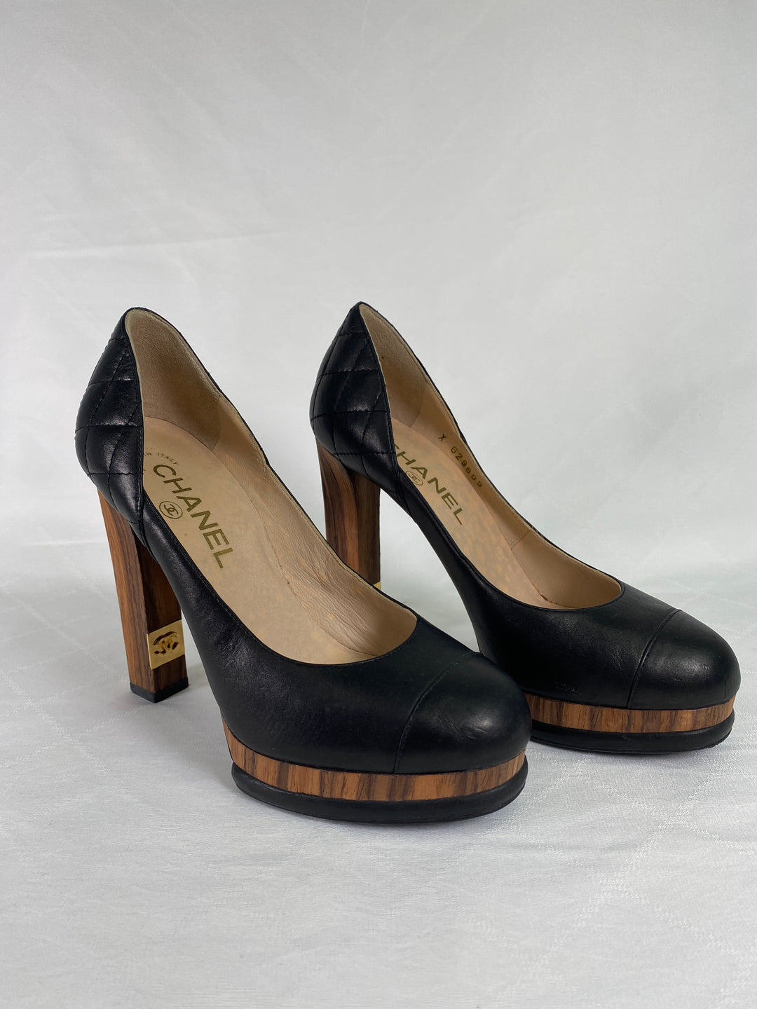 Chanel Black Quilted Leather Cap Toe Block Heel Pumps Chanel Black Quilted Leather Cap Toe Block Heel Pumps
